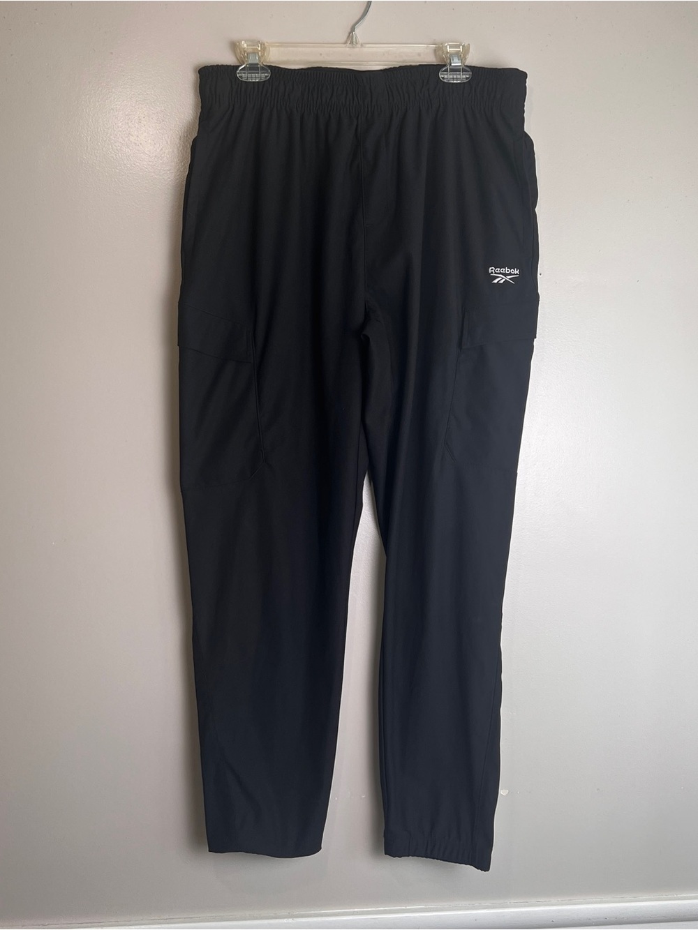 Reebok Black Athletic Joggers Drawstring Pockets Pants Men’s Size Large, EUC